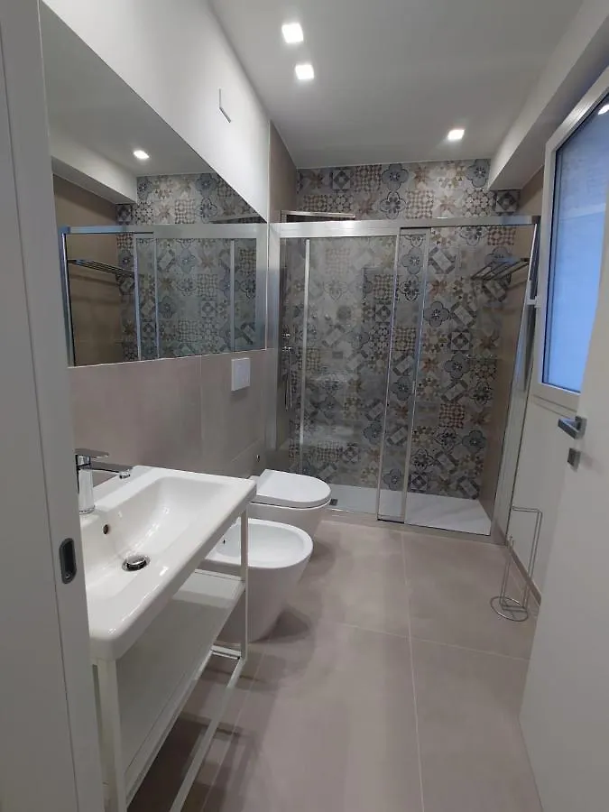 Oda ve Kahvaltı Don Turi - Charming Room Giardini Naxos